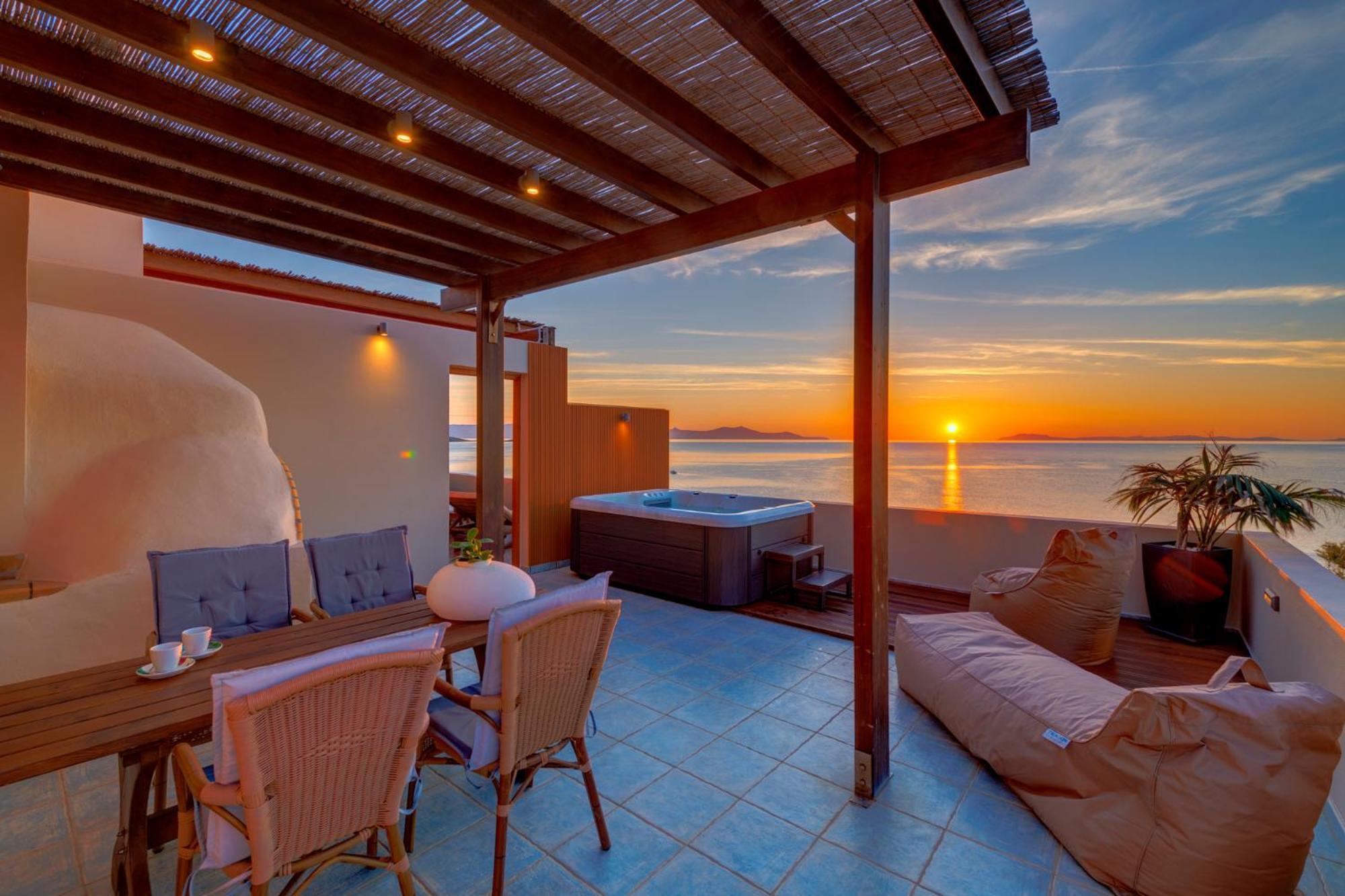 Lalari Beach Suites Vari  Екстер'єр фото