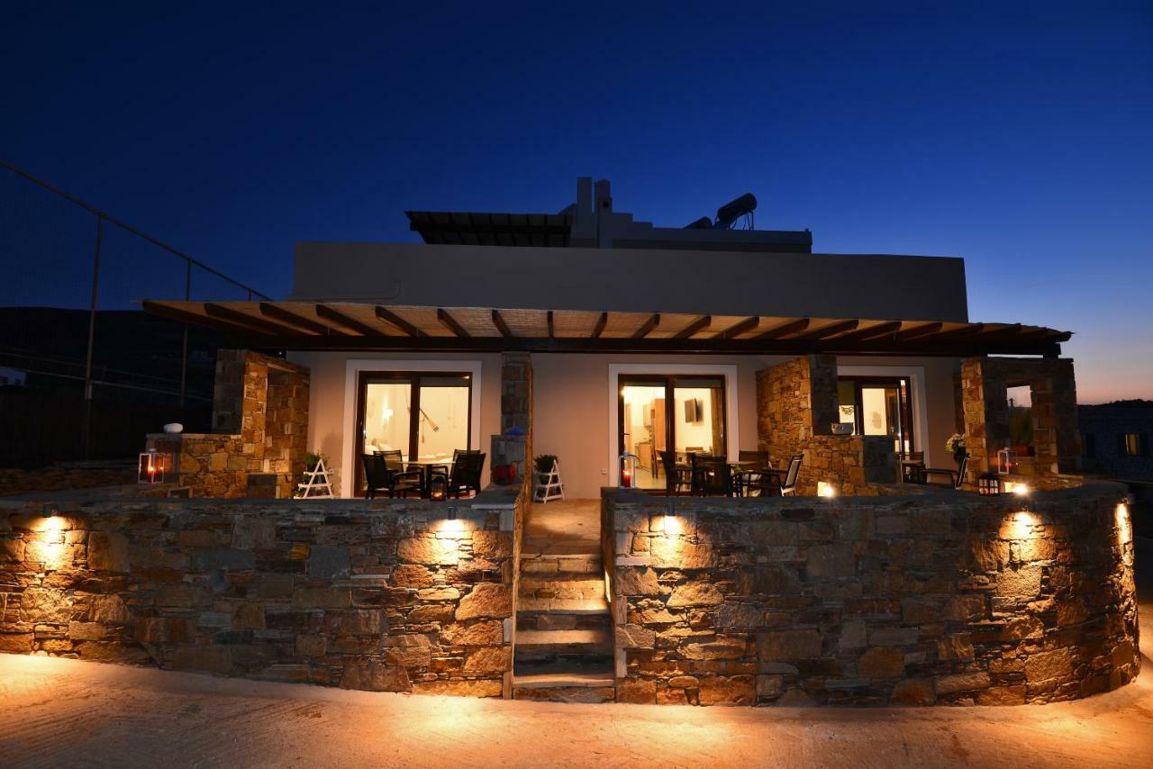 Lalari Beach Suites Vari  Екстер'єр фото